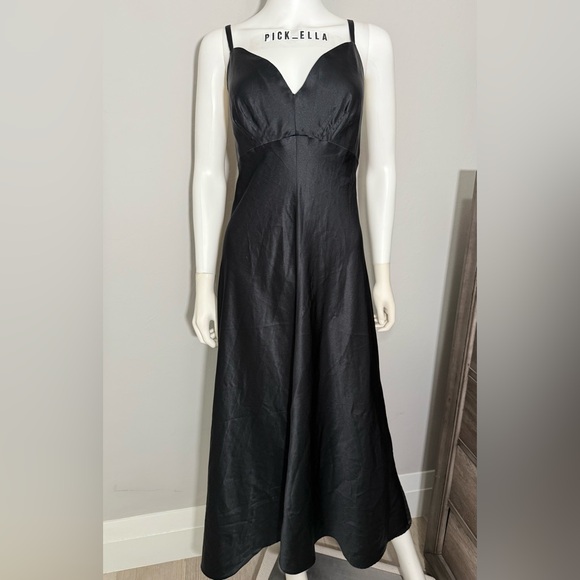 M Vs Victoria’s Secret 90’s Vintage Gold Label Satin black long slip gown dress